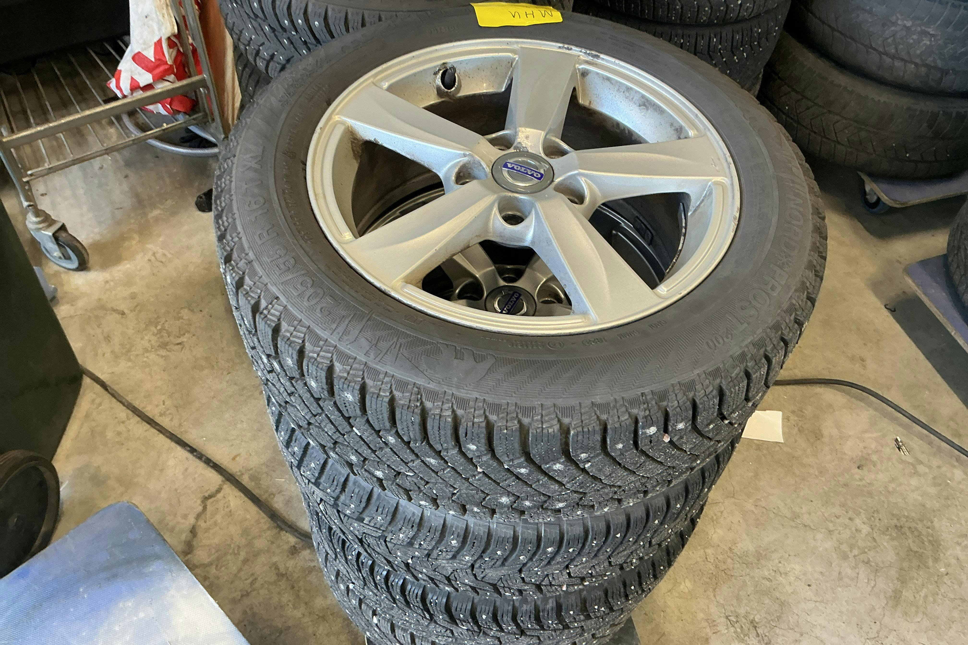 Vehicle Image 13