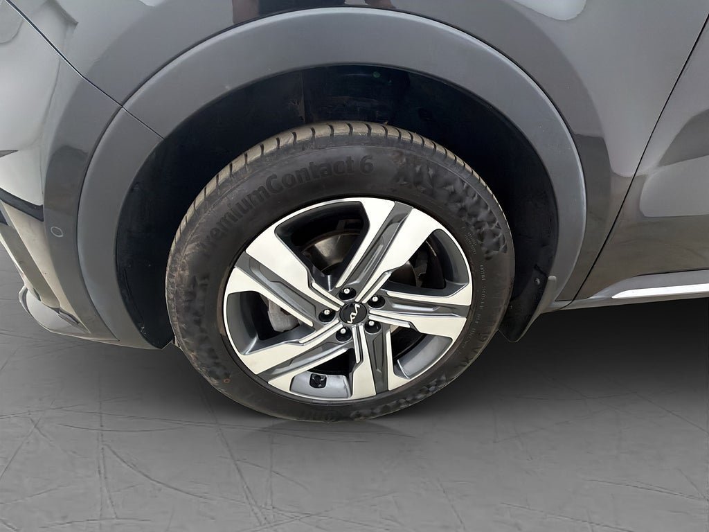 Vehicle Image 36