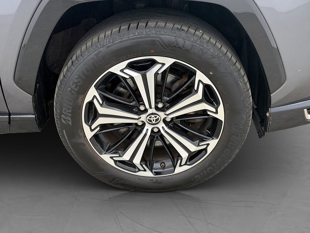 Vehicle Image 36