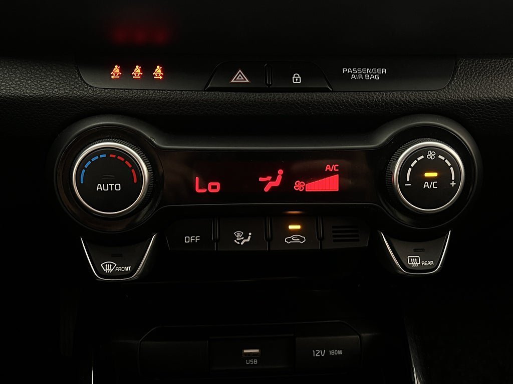 Vehicle Image 17