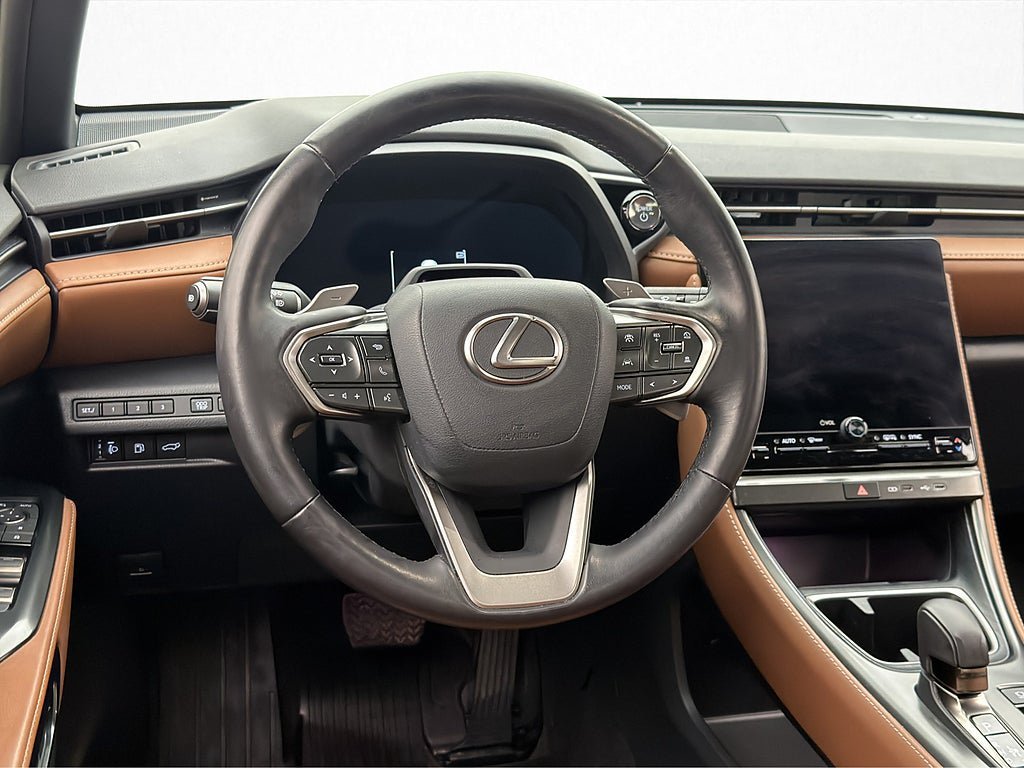 Vehicle Image 13