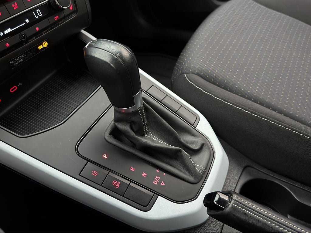 Vehicle Image 20