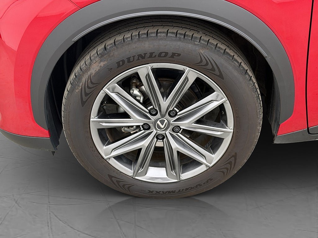 Vehicle Image 30