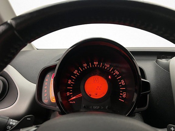 Vehicle Image 18