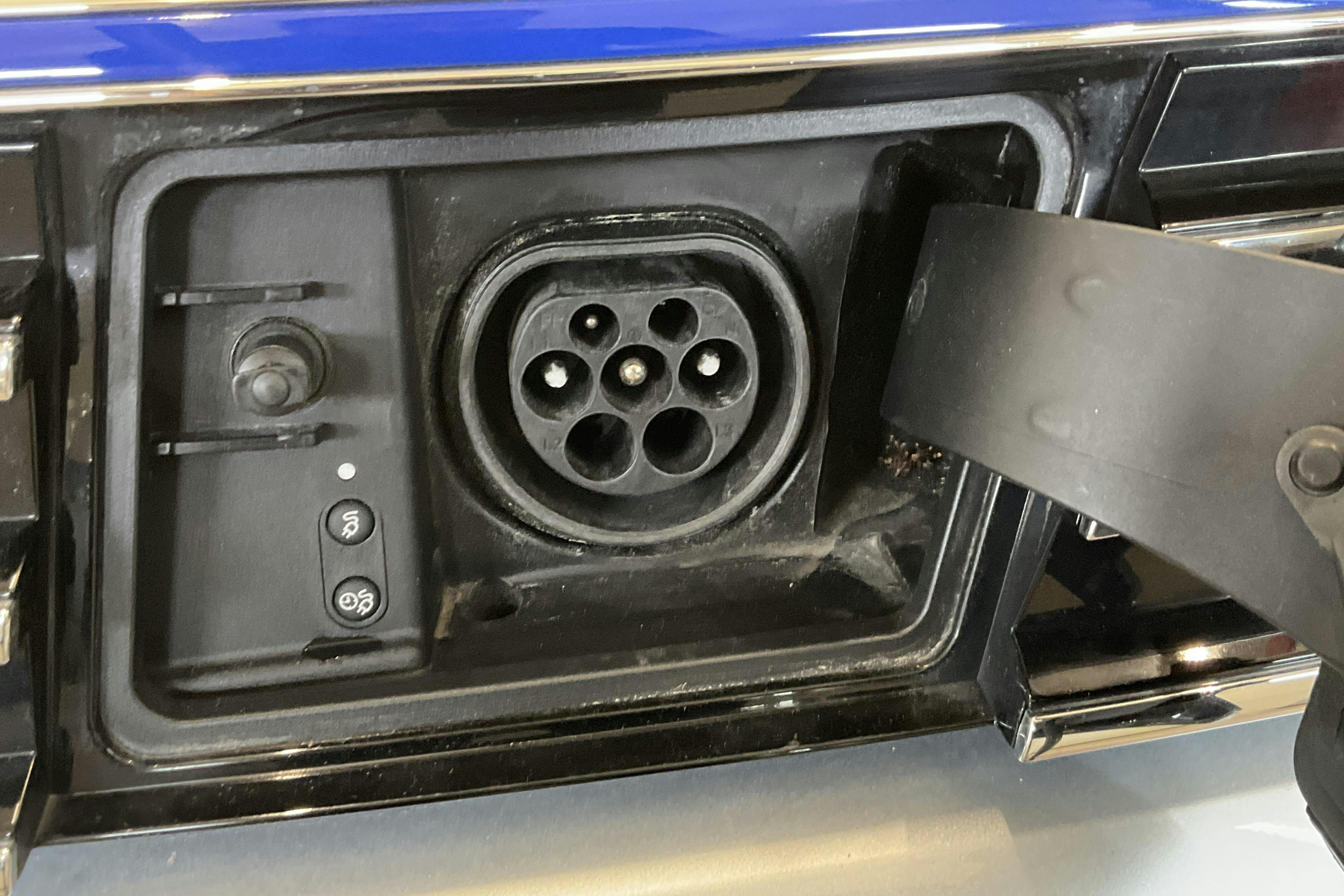 Vehicle Image 14