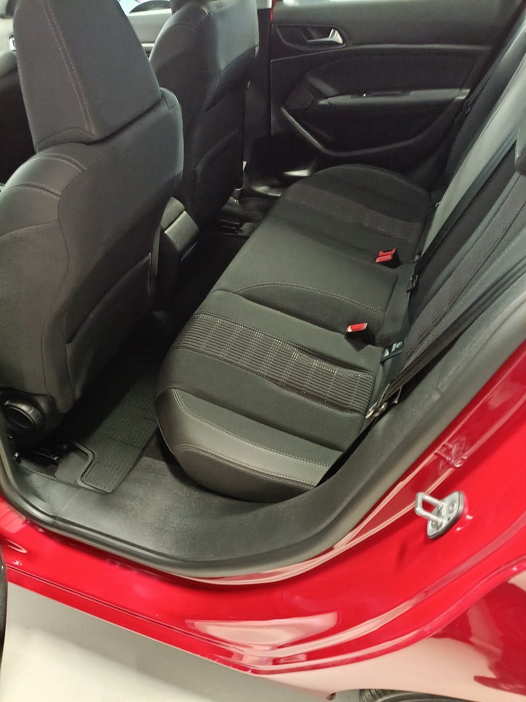 Vehicle Image 14