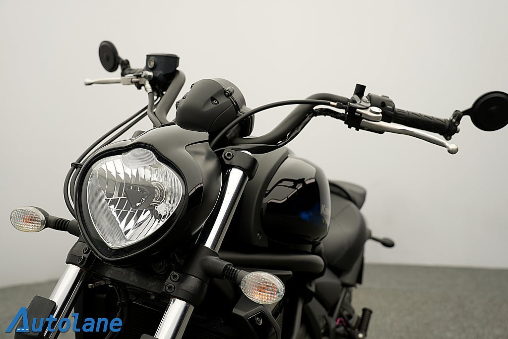 Vehicle Image 25