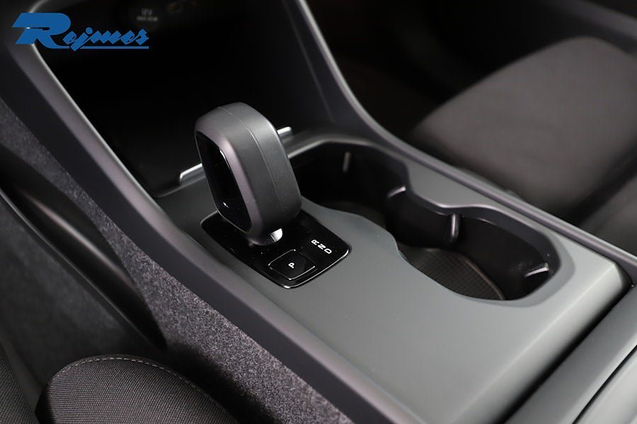 Vehicle Image 23