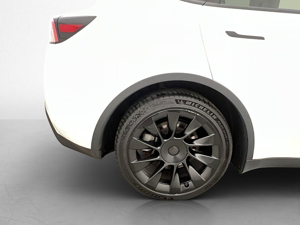 Vehicle Image 33