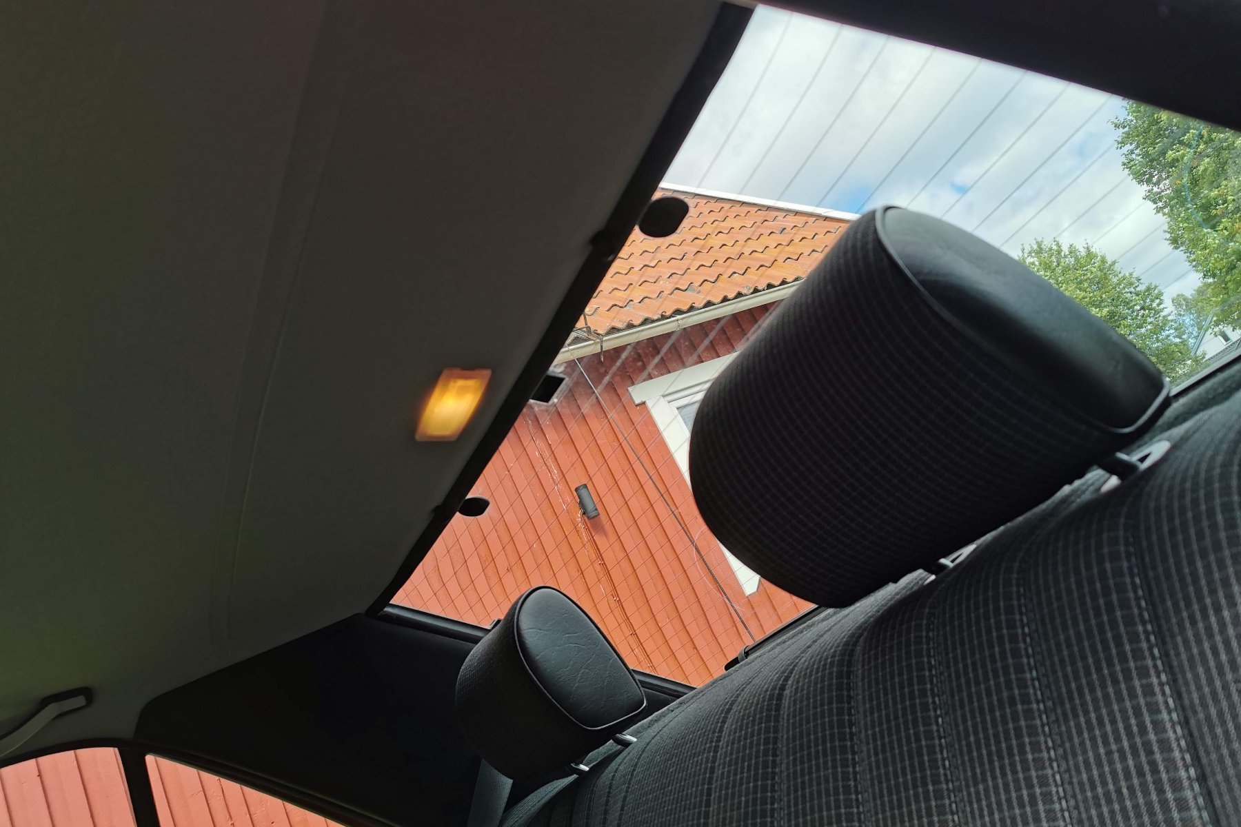 Vehicle Image 14