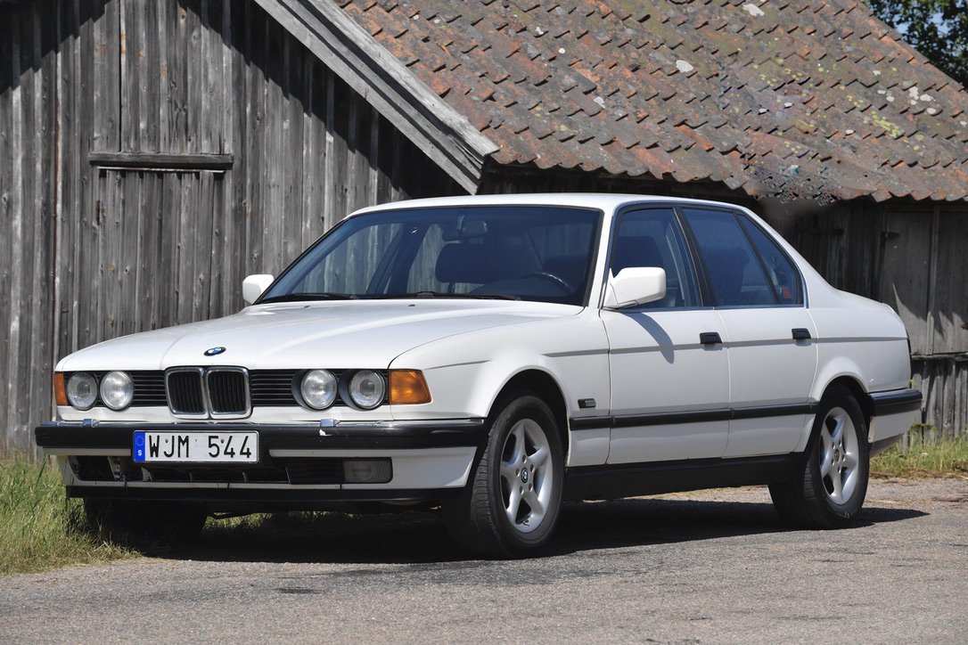 Vehicle Image 24