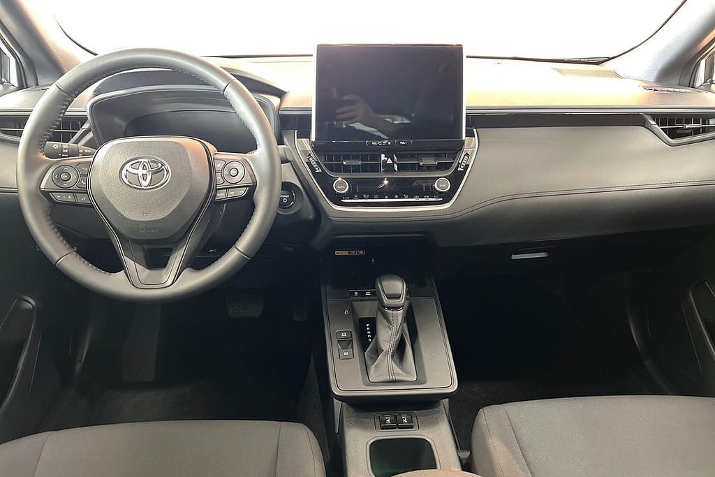 Vehicle Image 8