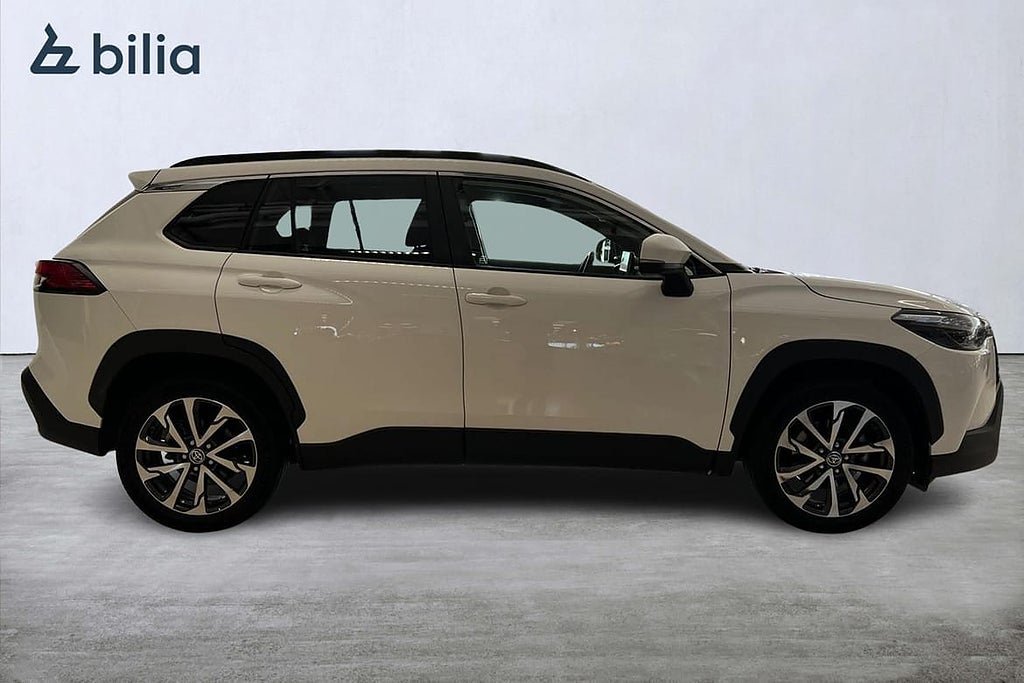 Vehicle Image 16