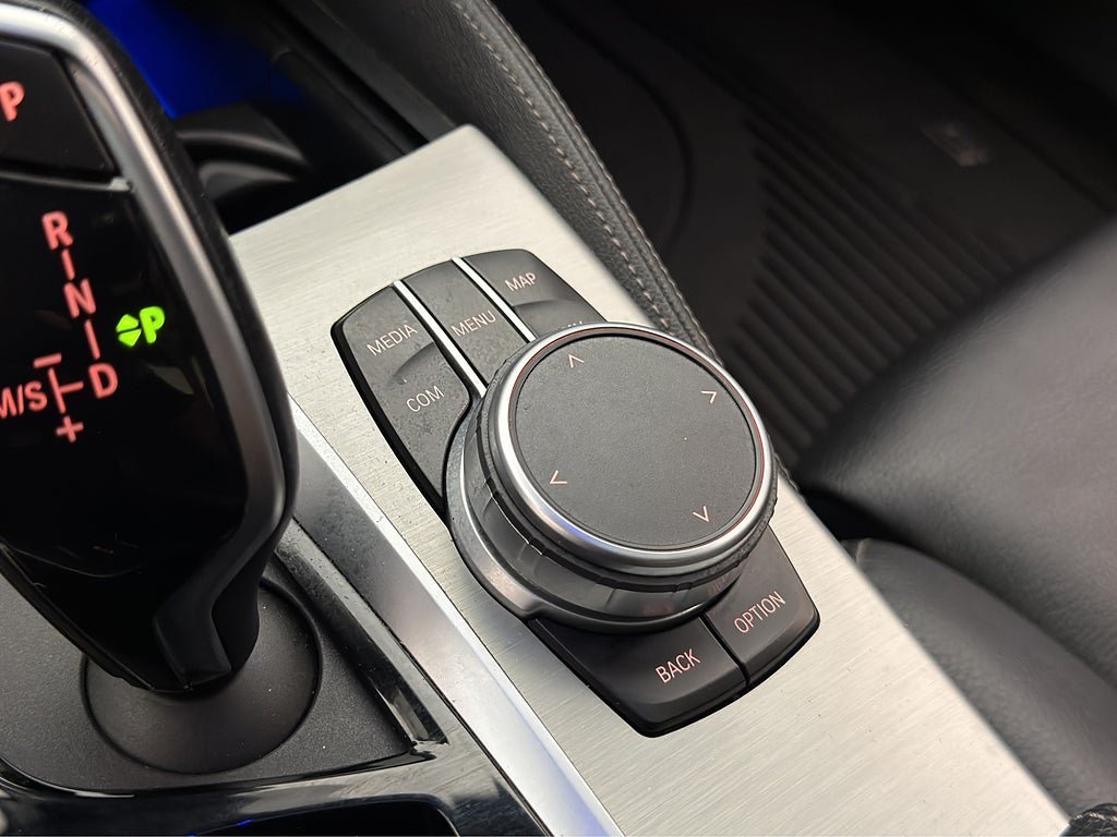 Vehicle Image 26