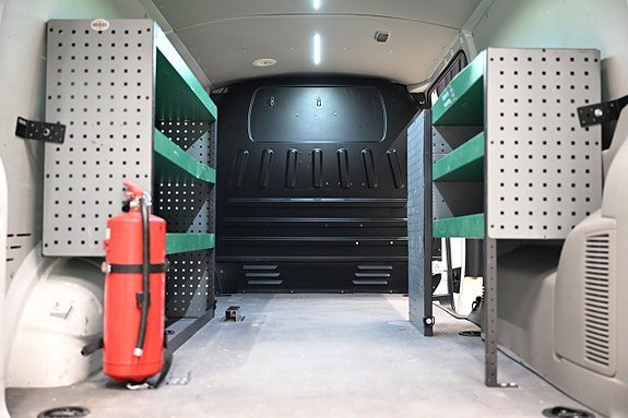 Vehicle Image 9