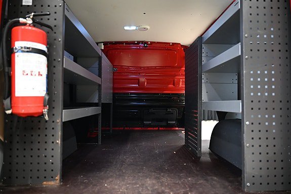 Vehicle Image 9