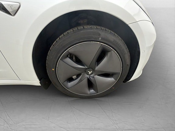 Vehicle Image 33
