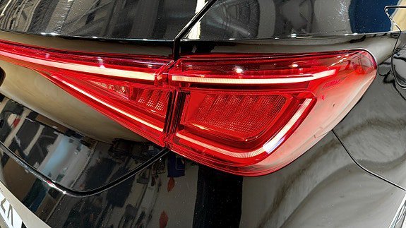 Vehicle Image 13