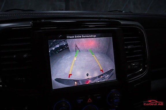 Vehicle Image 23