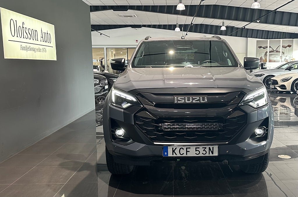 Vehicle Image 6