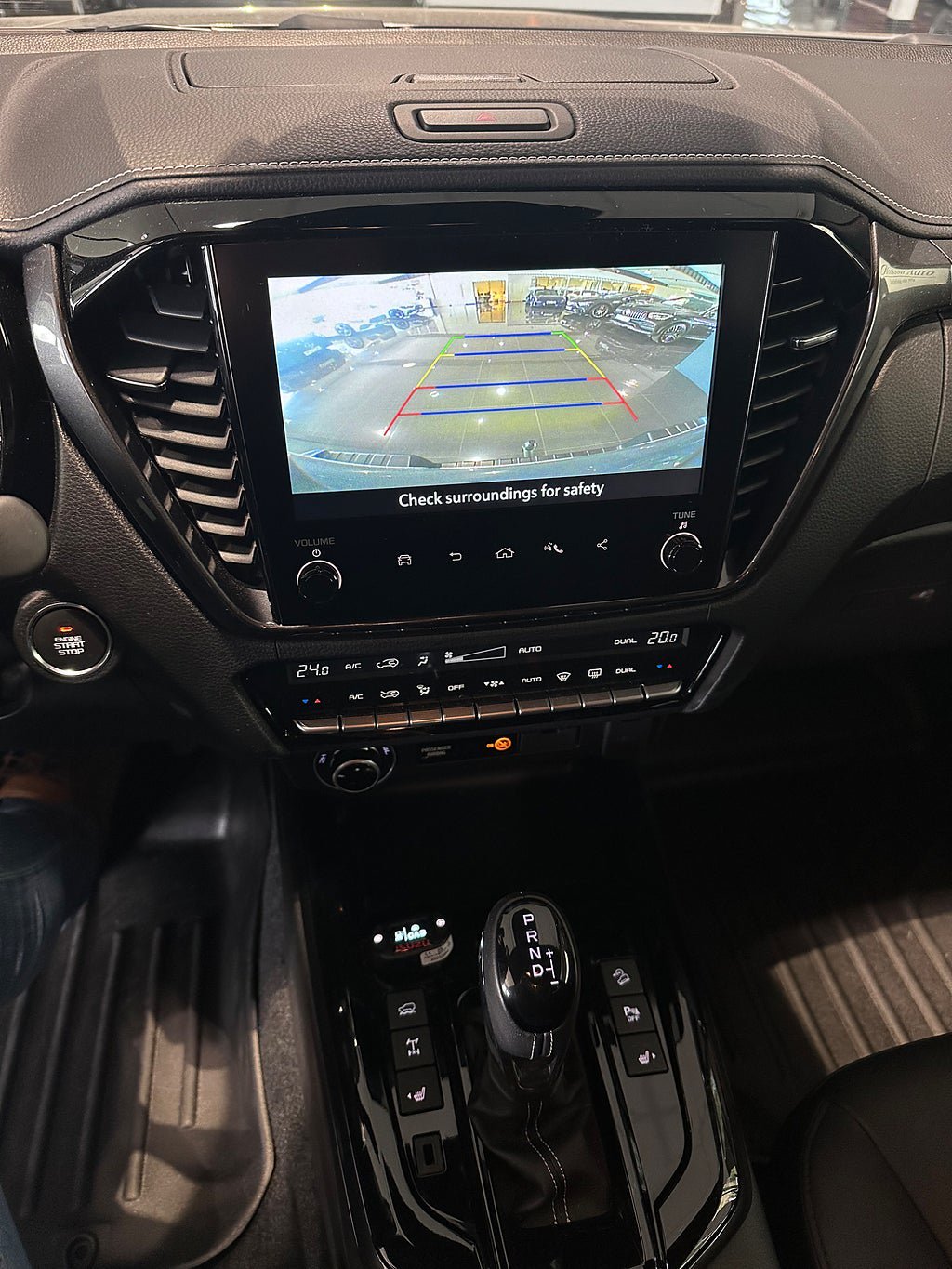 Vehicle Image 18