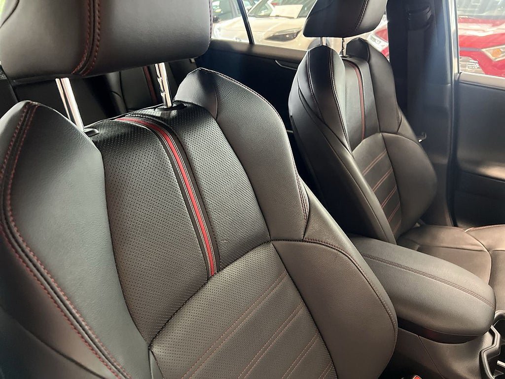 Vehicle Image 21