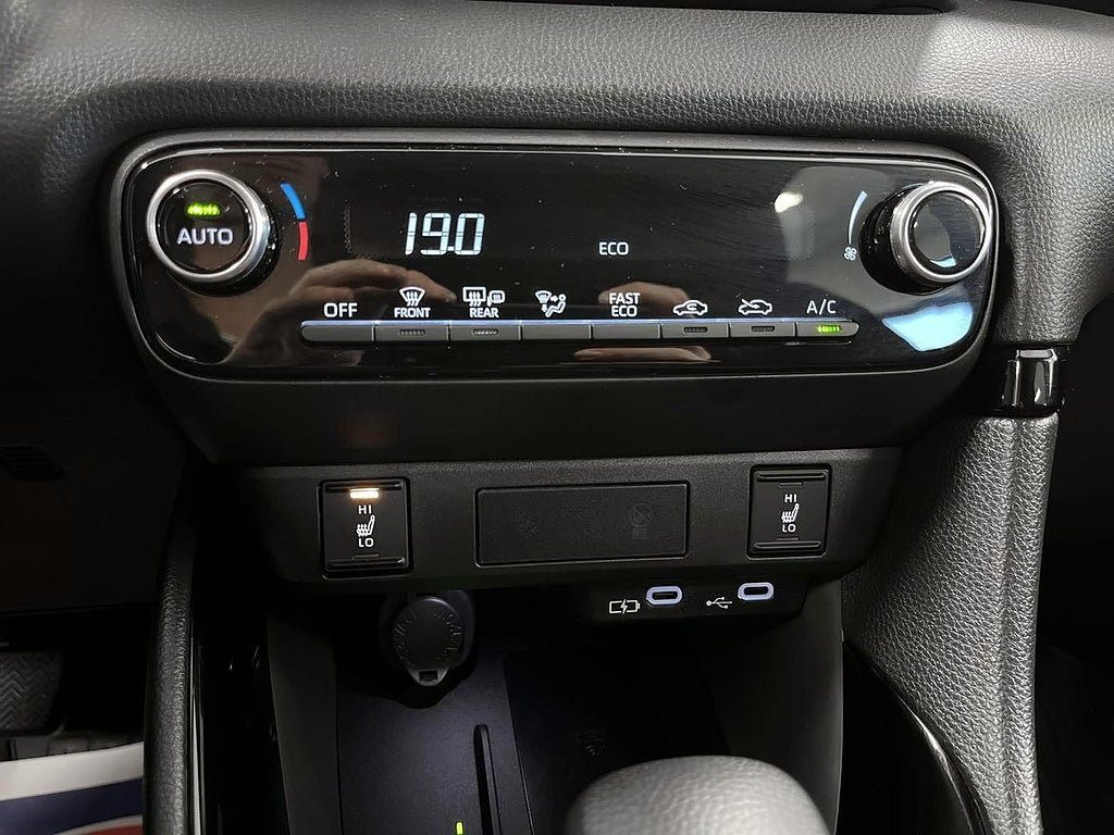 Vehicle Image 20