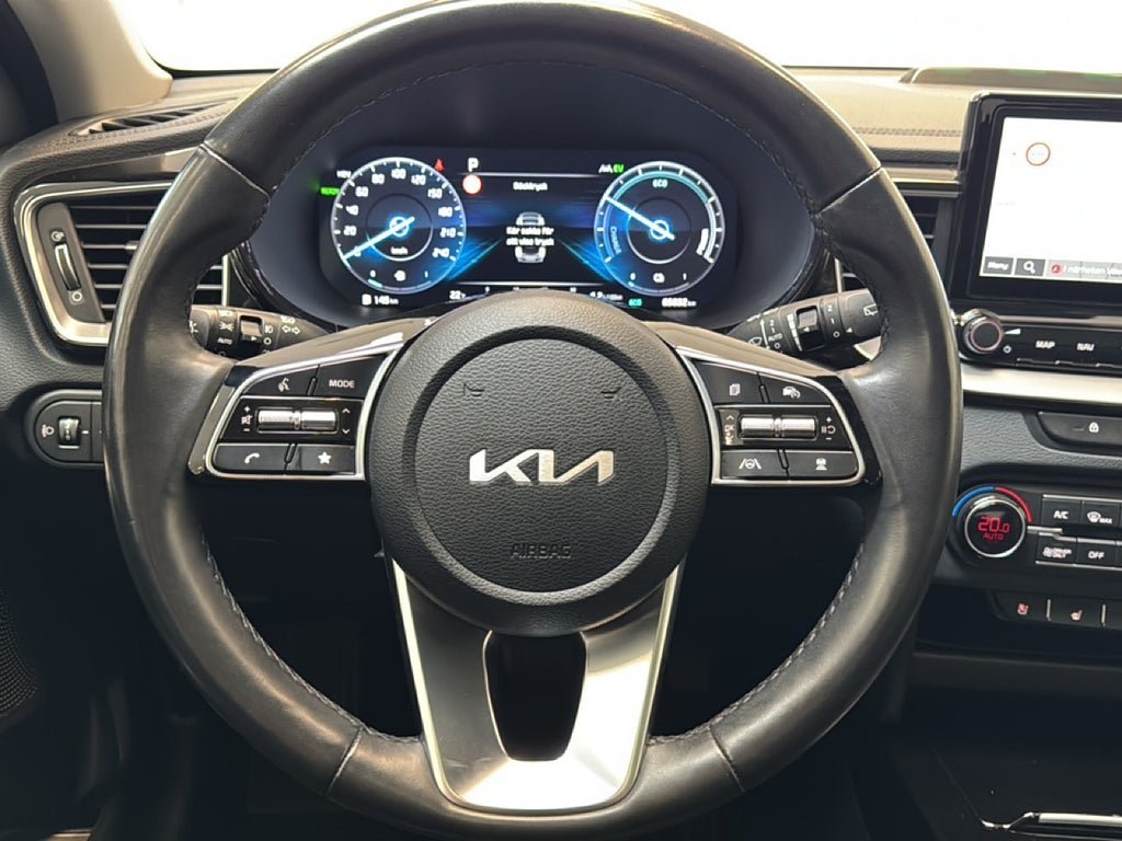 Vehicle Image 22