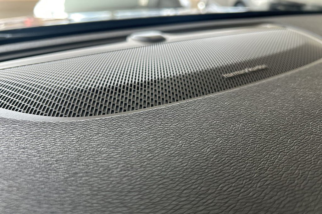 Vehicle Image 24