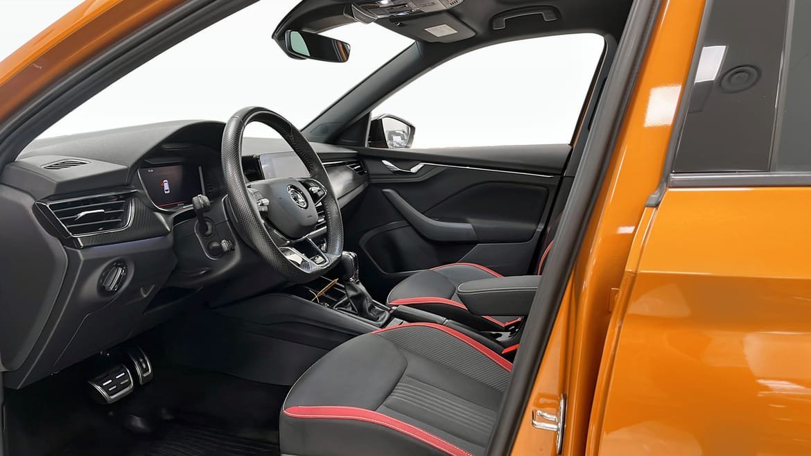 Vehicle Image 7