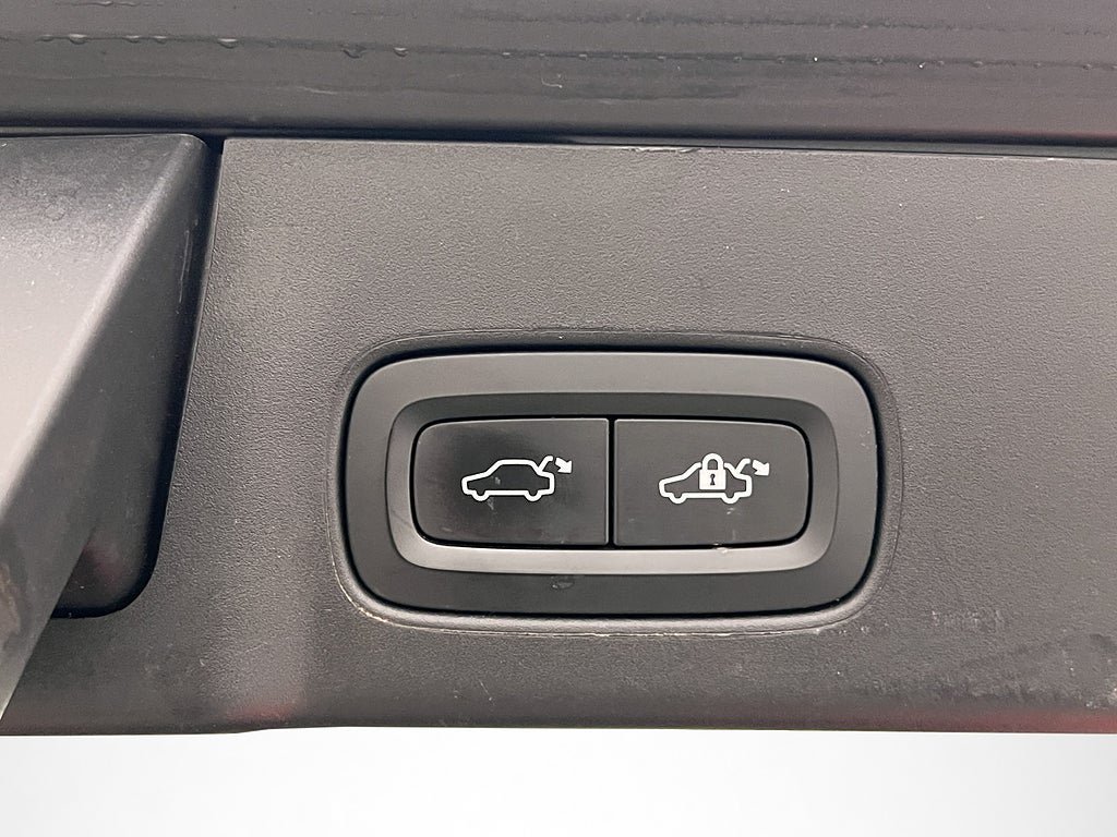 Vehicle Image 29