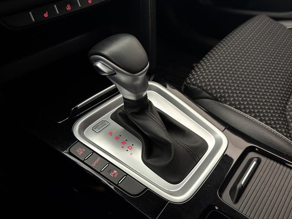 Vehicle Image 23