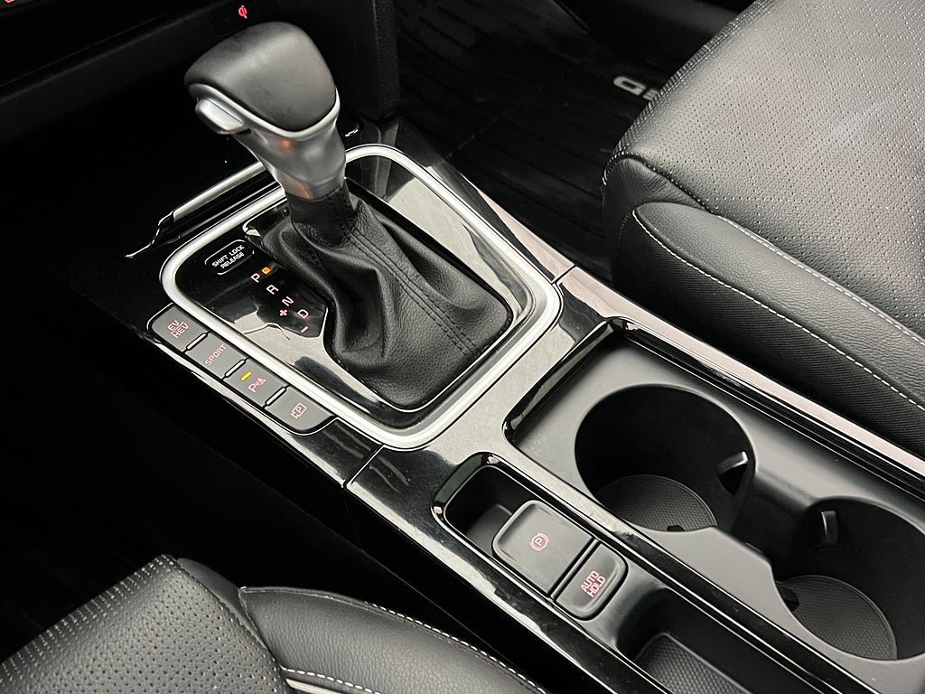 Vehicle Image 28