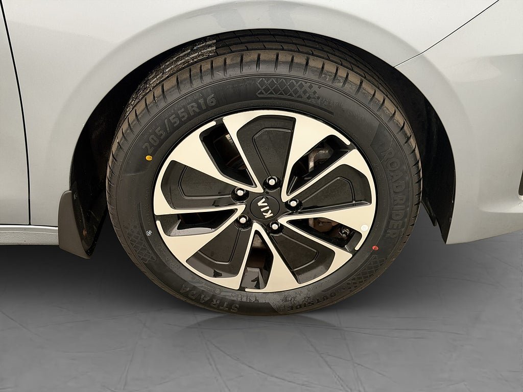 Vehicle Image 33