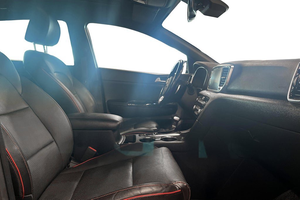 Vehicle Image 14