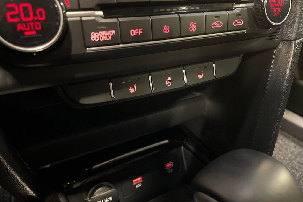 Vehicle Image 22
