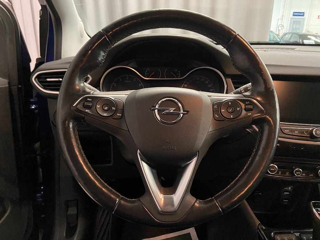 Vehicle Image 17