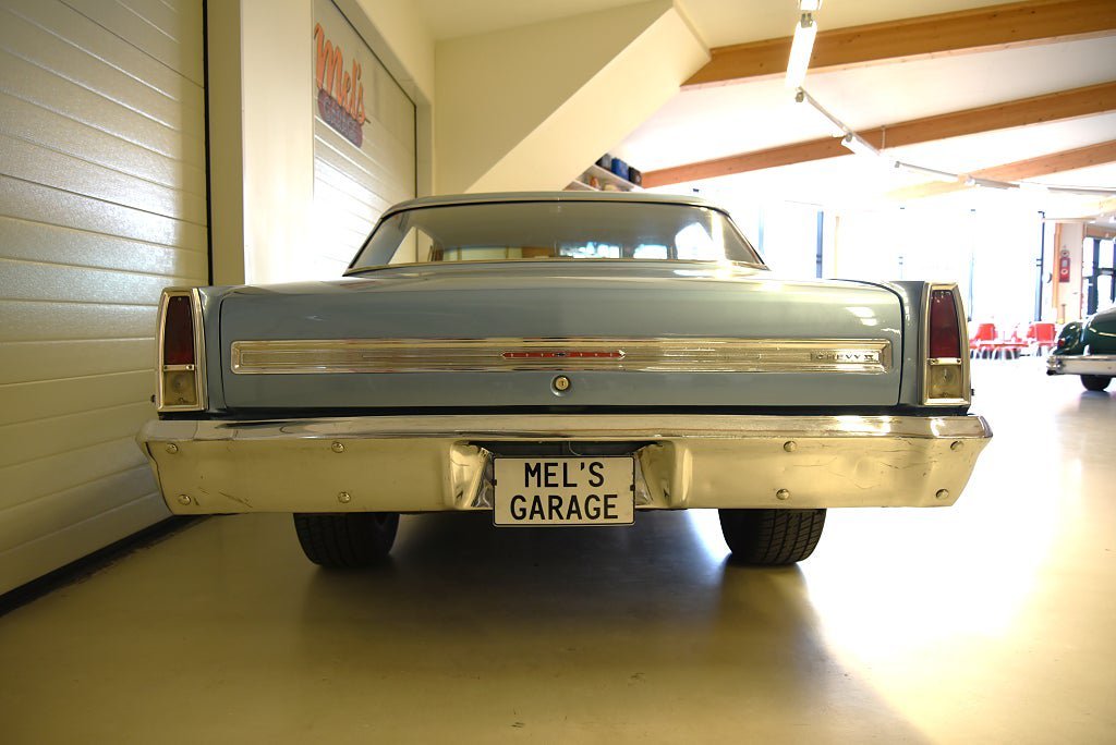 Vehicle Image 32