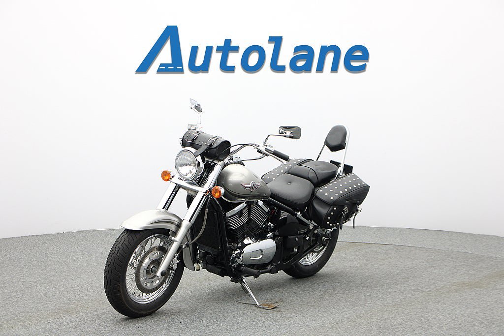 Vehicle Image 4