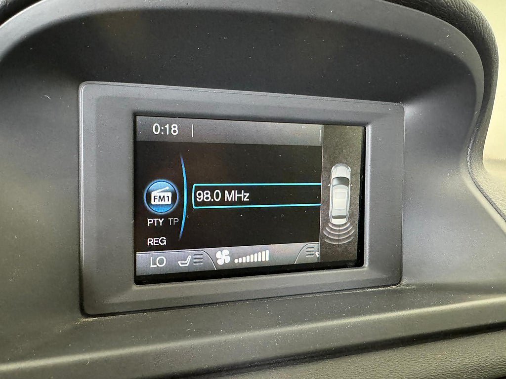 Vehicle Image 18