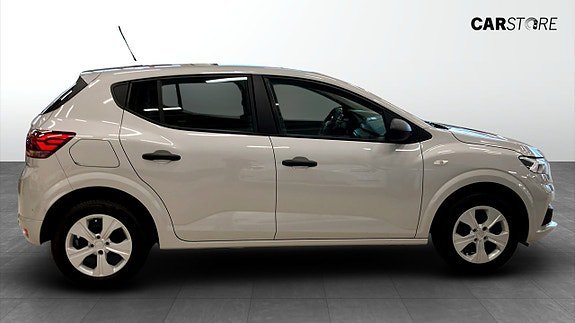 Vehicle Image 6