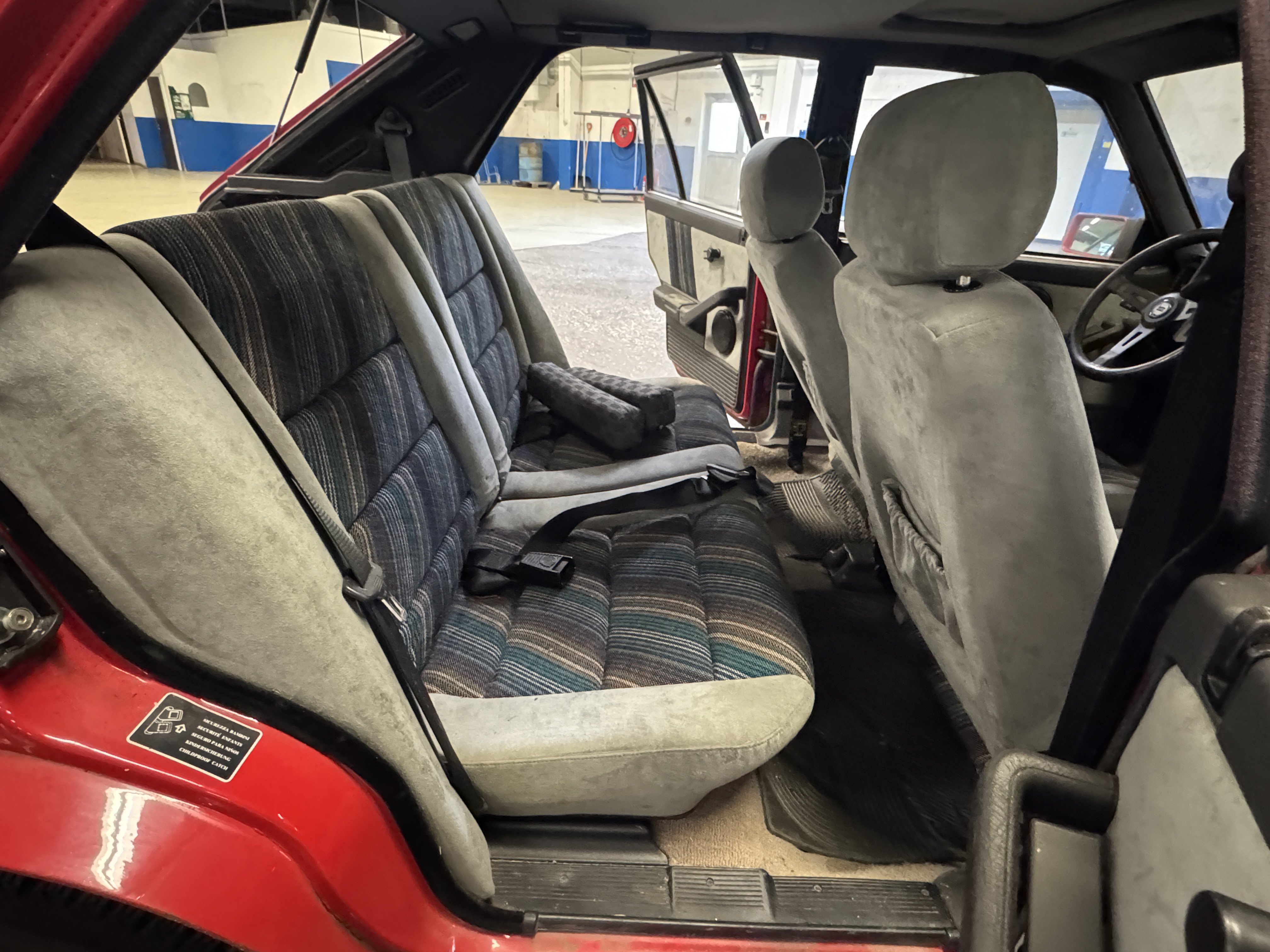 Vehicle Image 30