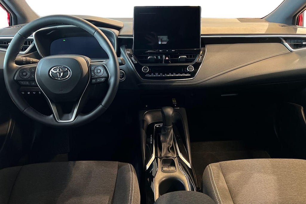 Vehicle Image 8