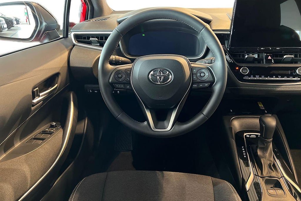 Vehicle Image 9