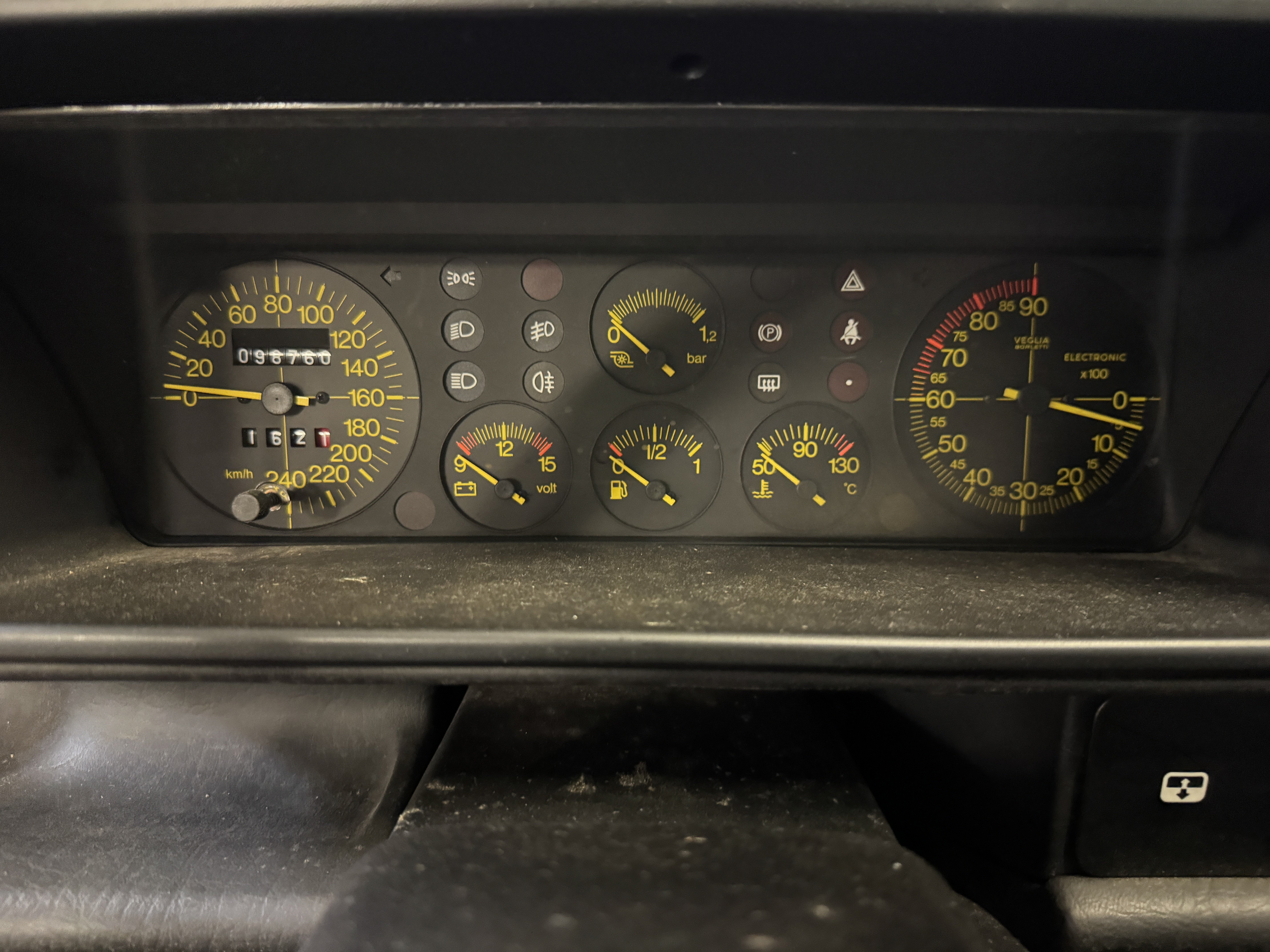 Vehicle Image 39
