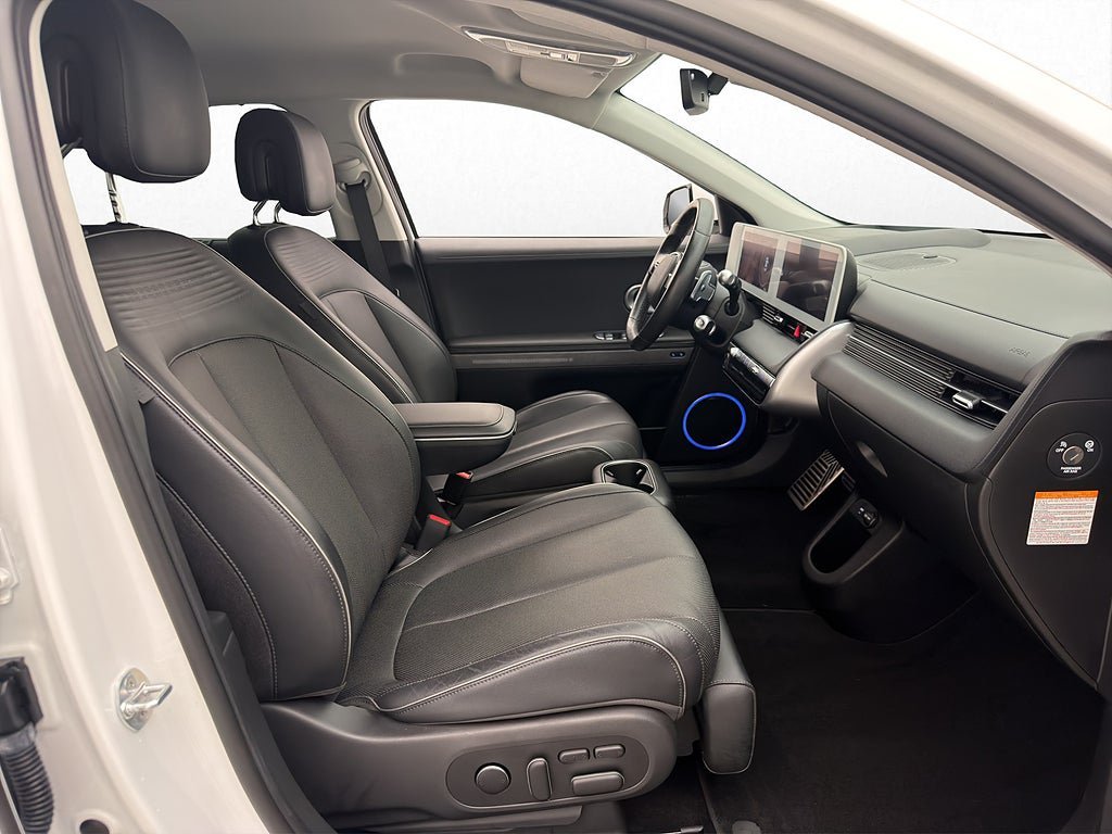 Vehicle Image 31