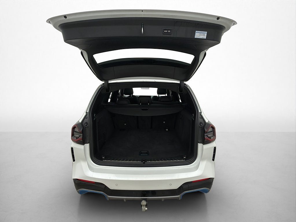 Vehicle Image 38
