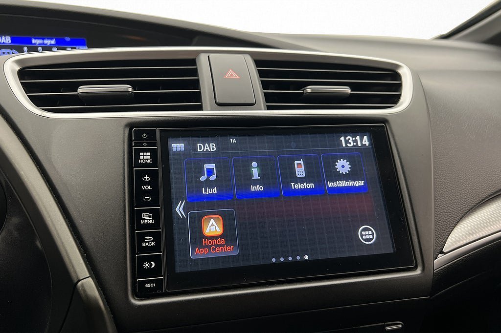 Vehicle Image 14
