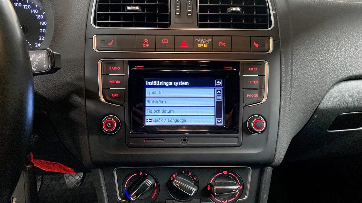 Vehicle Image 9