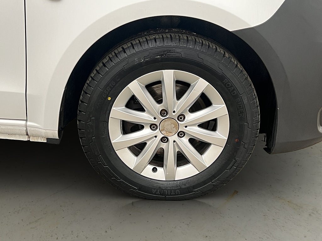 Vehicle Image 28